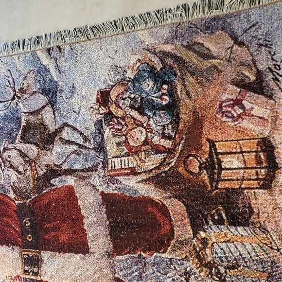 Avon 2004 Throw Blanket Christmas Tapestry Santa Clause Gold Treading - Picture 6 of 12